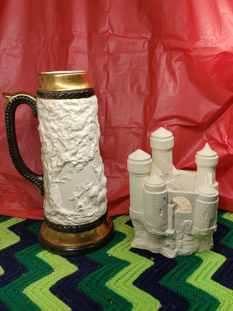 Classical Relief Mug with Decorative Handle
