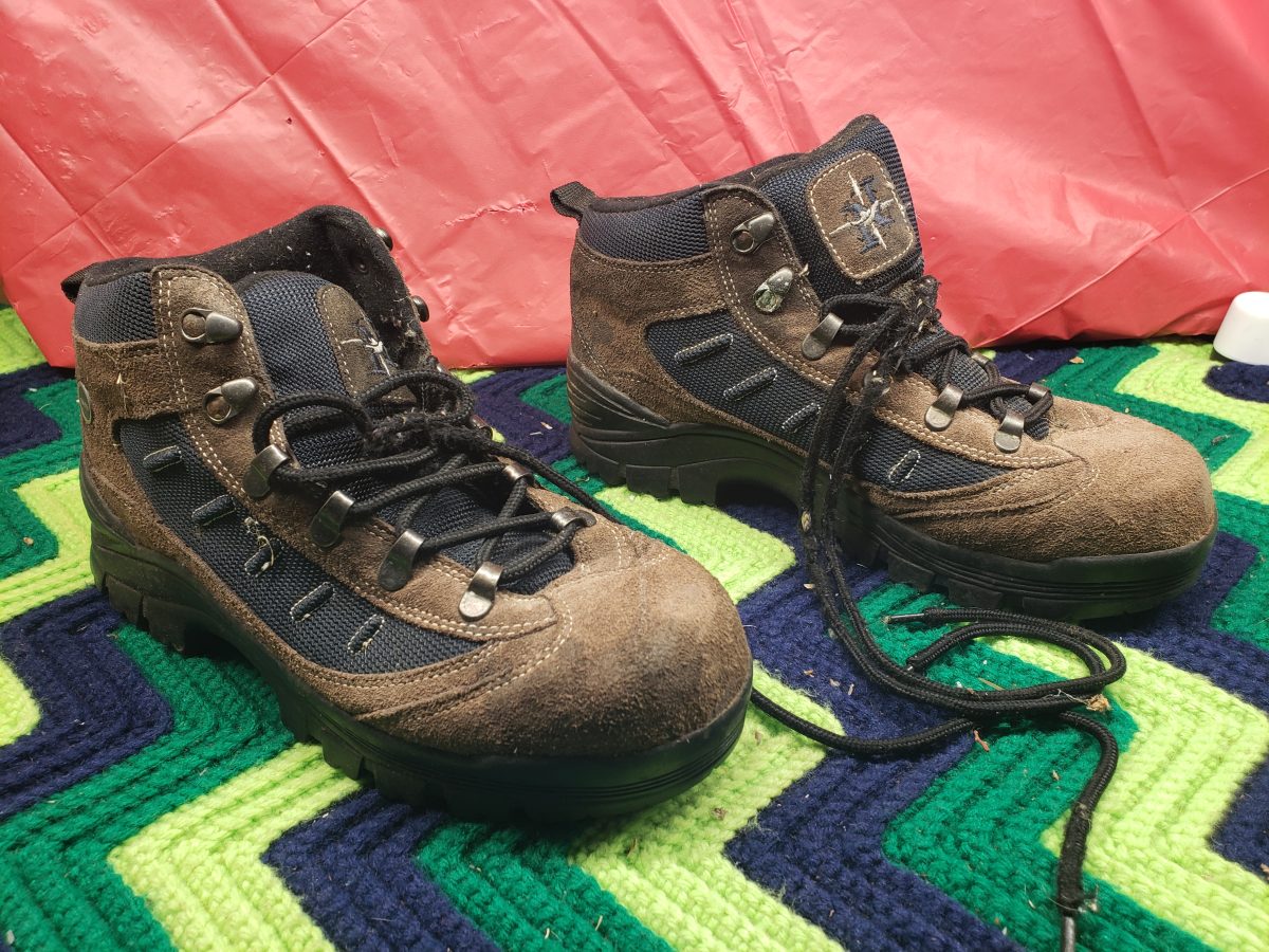 Hiking Boots - Brown/Black Mixed Material Size: 8.5