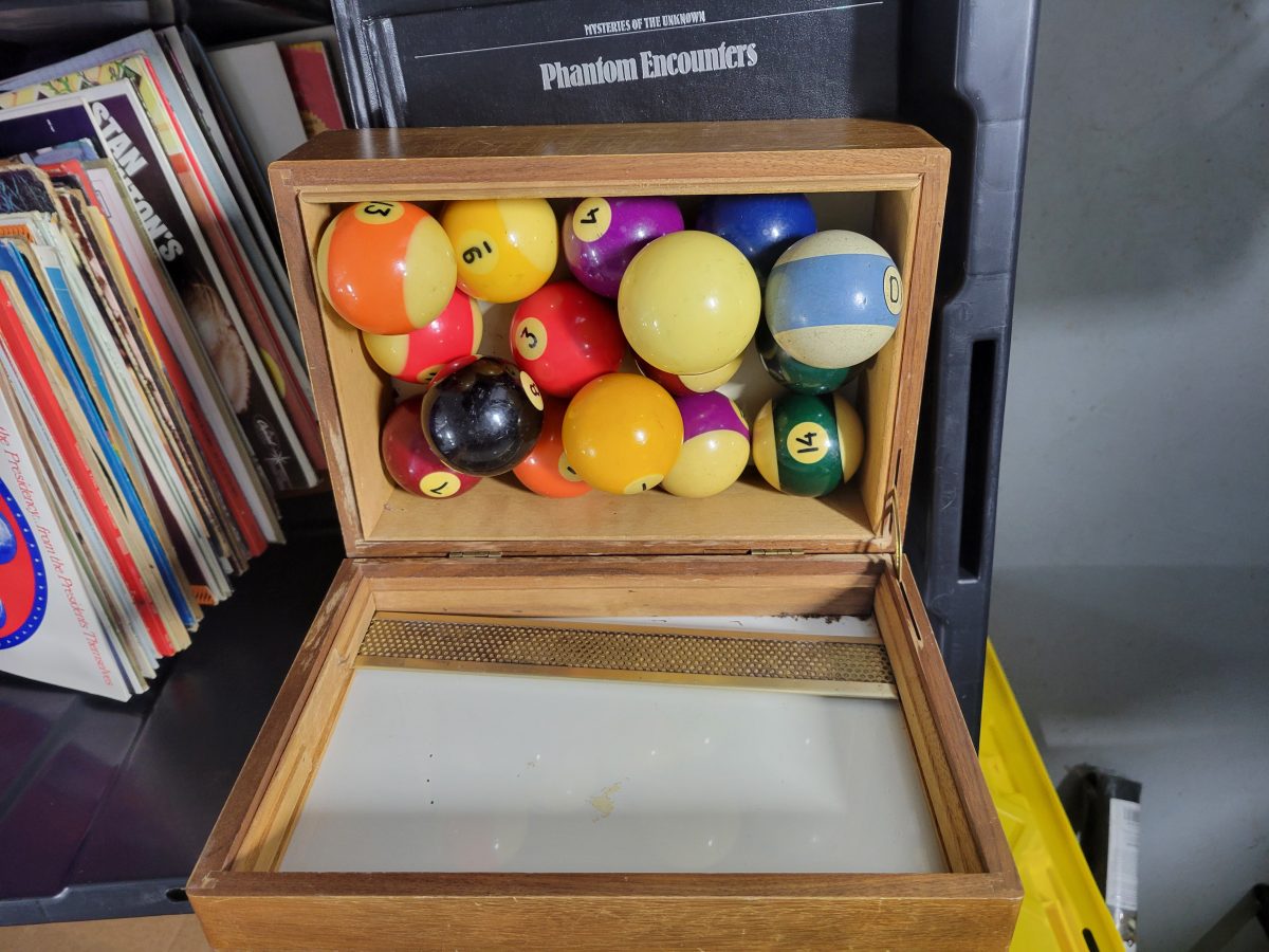 billiard balls