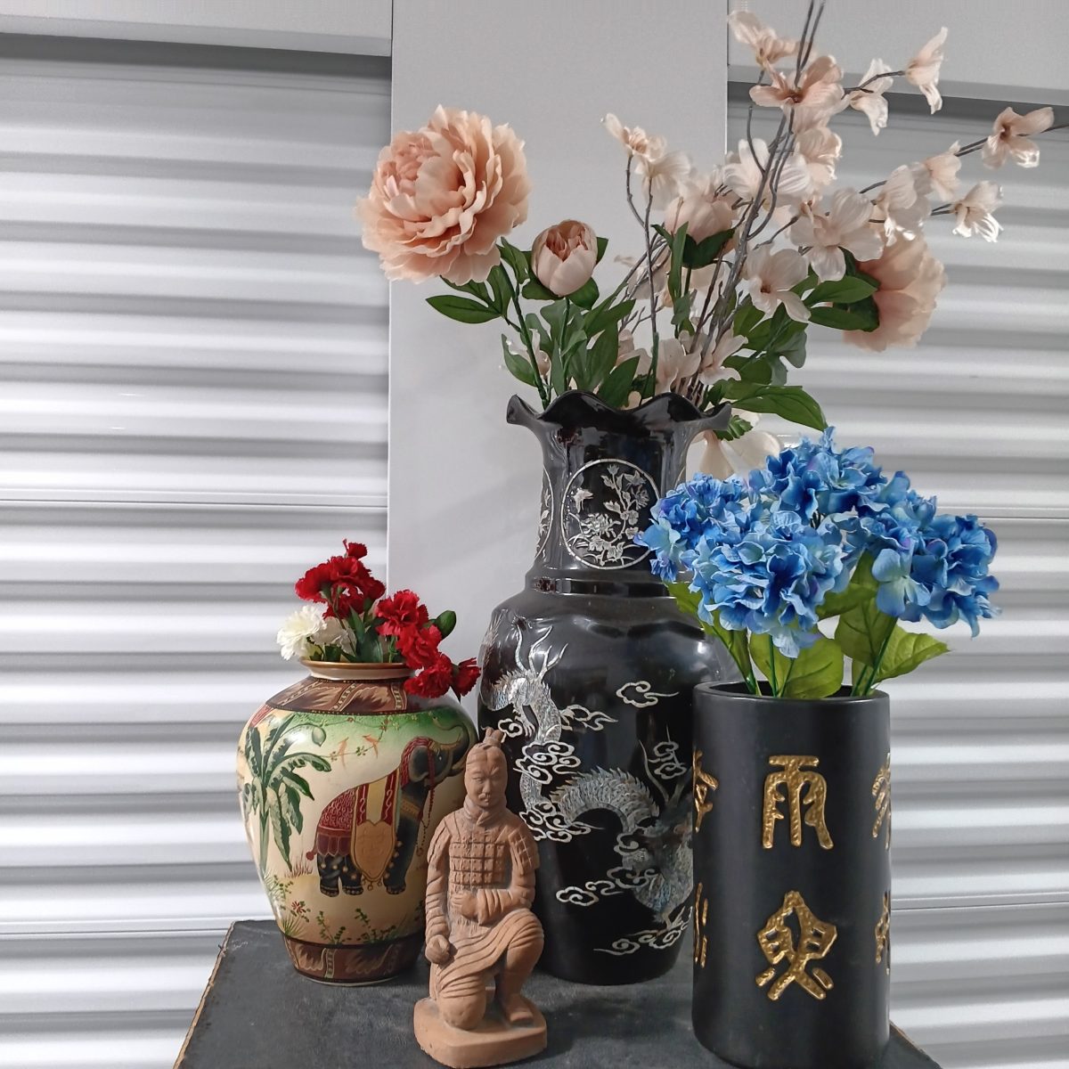 Assorted 3 Large Vase with Flowers & Terracotta Warrior