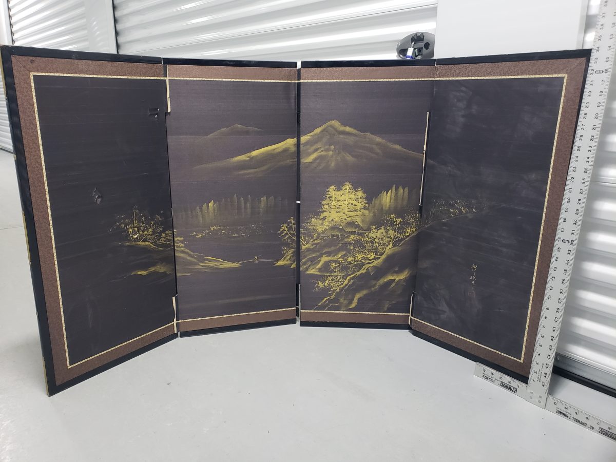 Japanese Folding Screen (Byōbu)
