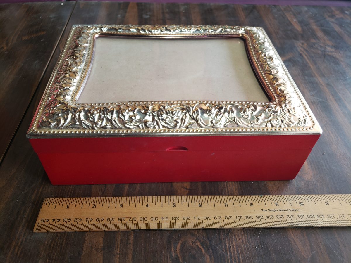 Decorative Jewelry/Keepsake Box with Picture Framing