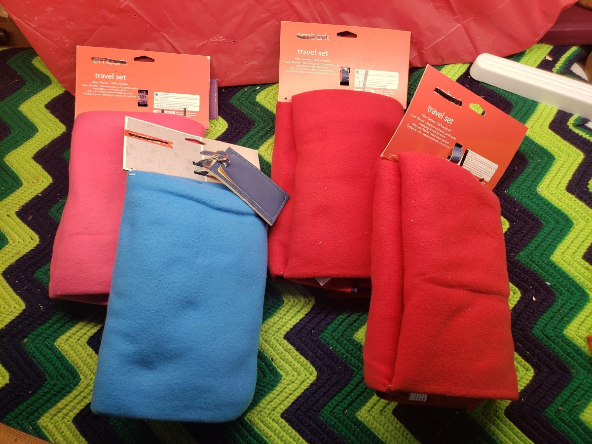 Travel Blanket Sets with Luggage Tags - Set of 4
