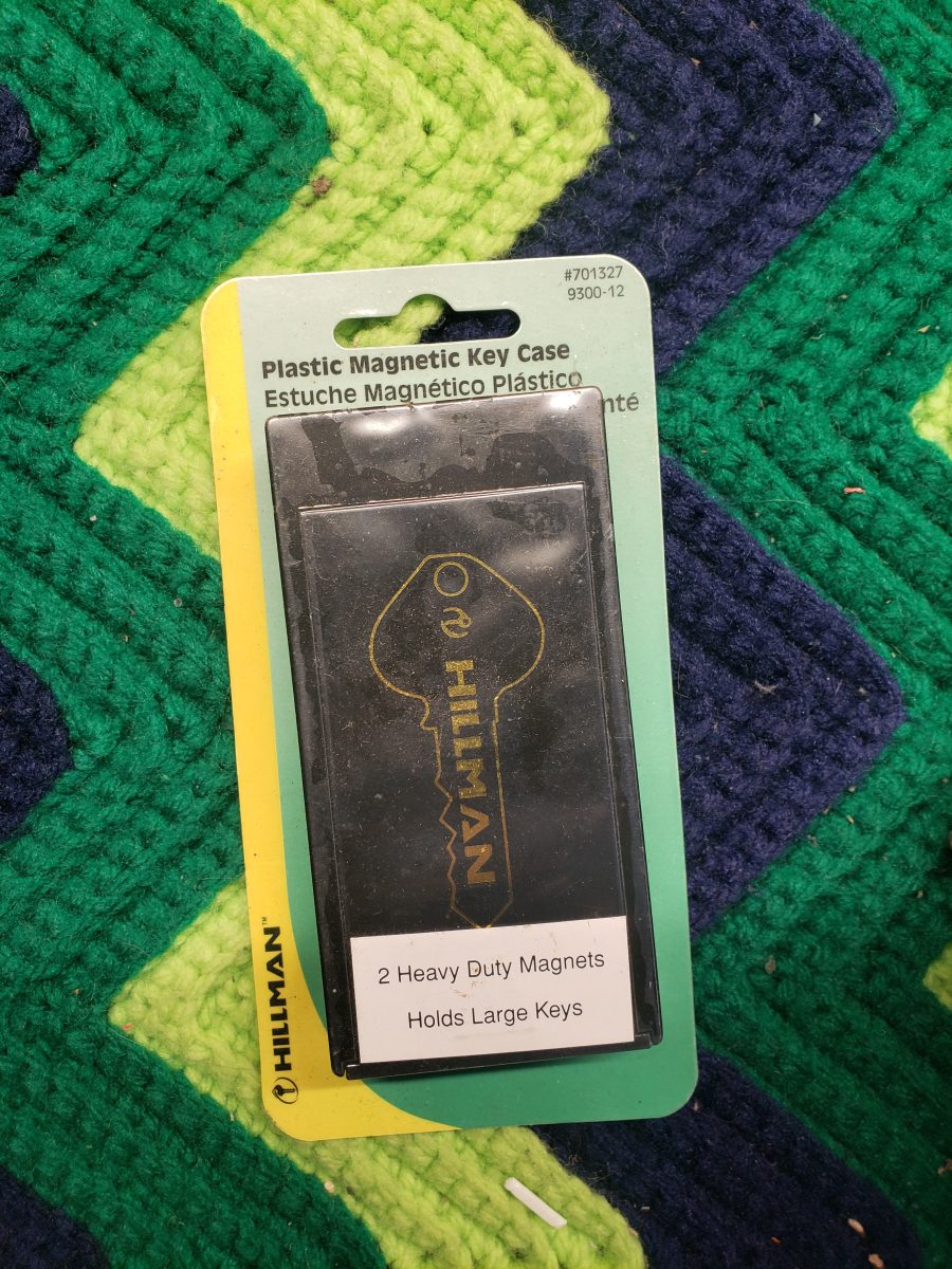 Hillman Plastic Magnetic Key Case