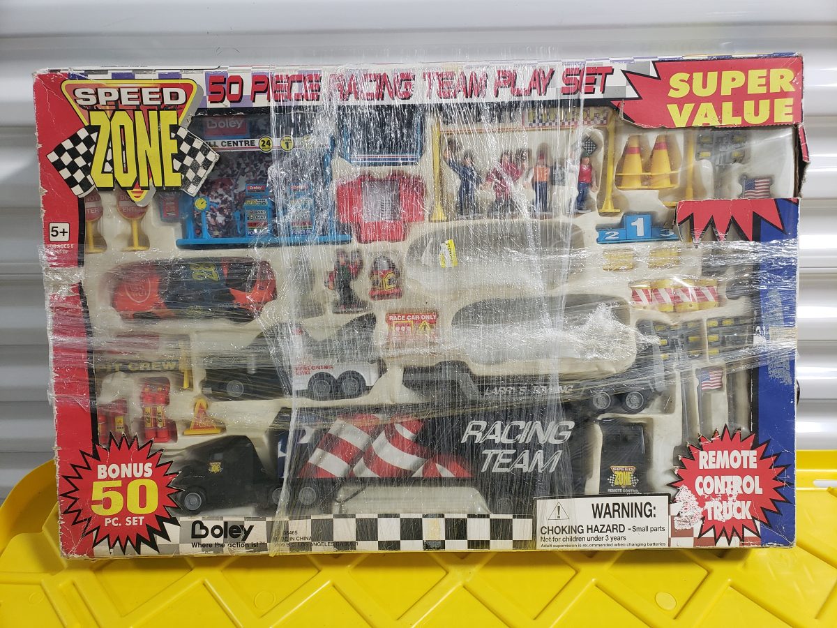 Boley Speed Zone 50 Piece Racing Team Play Set New in Package